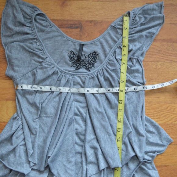 Buffalo Grey Ruffle/Pretty Top - Picture 11 of 16